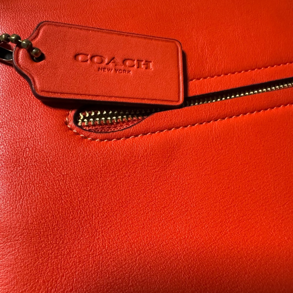 Coach Tabby in orange soft leather - Picture 11 of 16